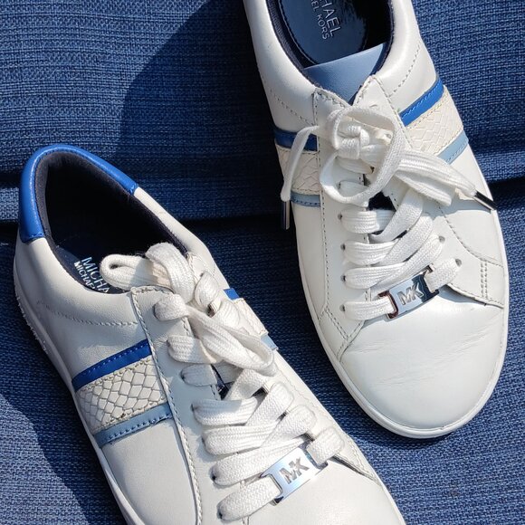 Michael Kors Blue flat blue s-6 sneakers never used - Picture 1 of 3